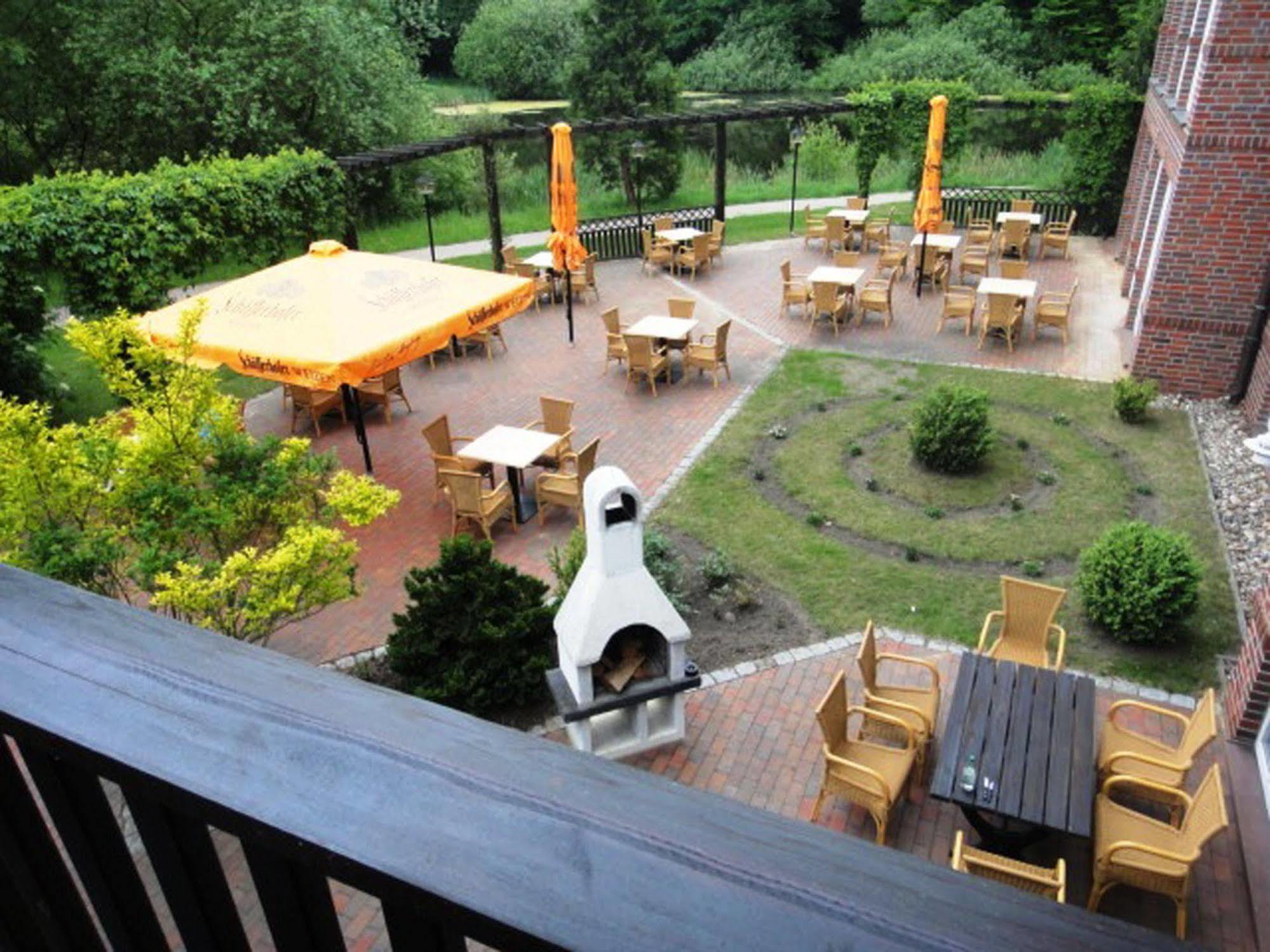 Park Hotel Fasanerie Neustrelitz Exterior foto